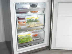 UPO Jääkaappi/pakastin NRF5612 Valkoinen