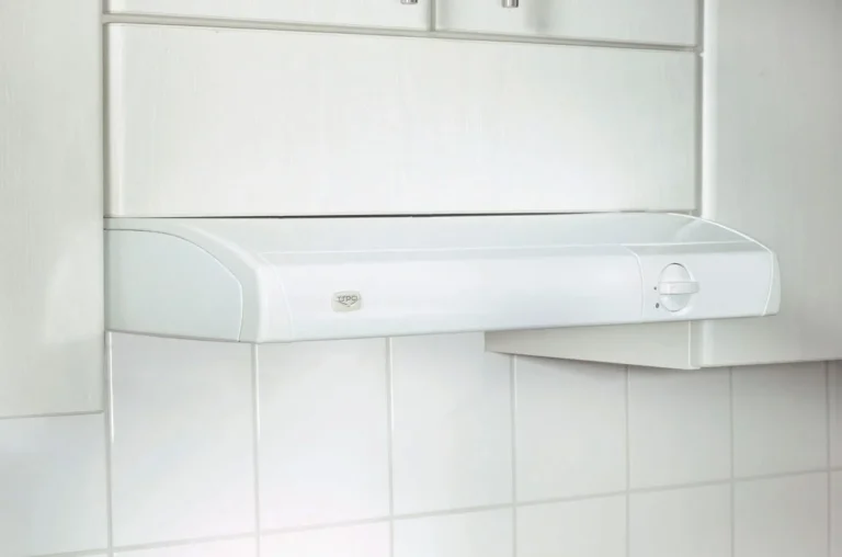 UPO Asennus seinään E5023