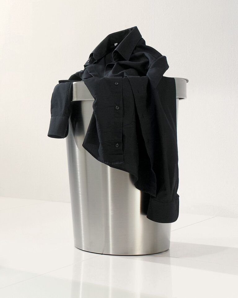 Erityisohjelmat: Erittäin musta